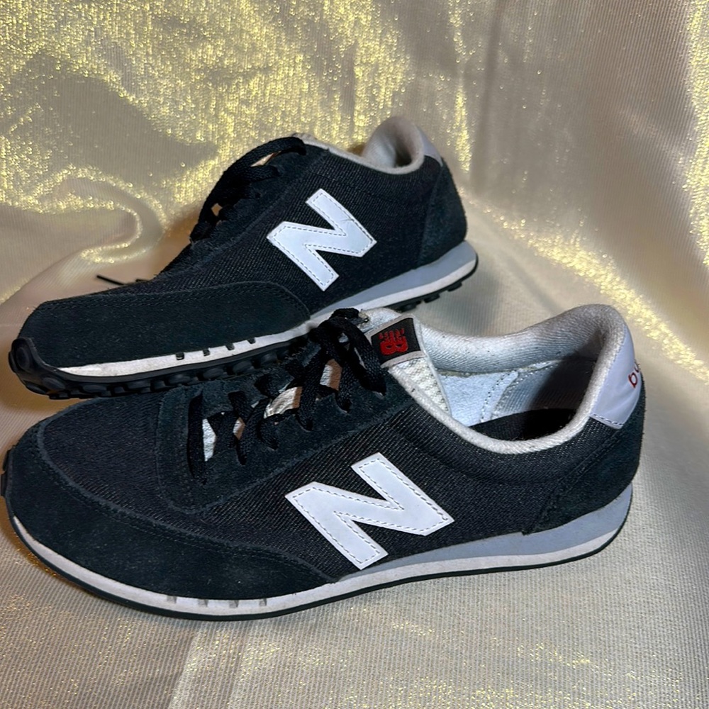 New Balance 410 Black Women’s Tennis Shoes